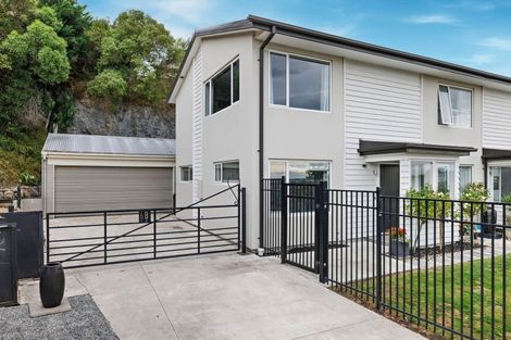 Photo of property in 2/68 Mccormacks Bay Road, Mount Pleasant, Christchurch, 8081