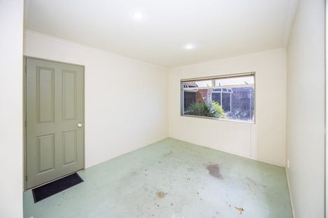 Photo of property in 15 Roderick Place, Rototuna, Hamilton, 3210