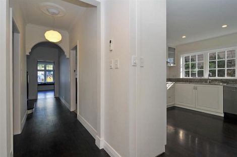 Photo of property in 15 Roscoe Terrace, Wadestown, Wellington, 6012