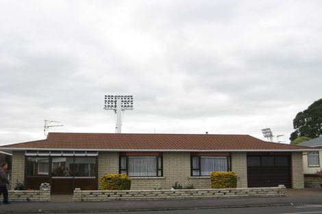 Photo of property in 23 Tukapa Street, Westown, New Plymouth, 4310