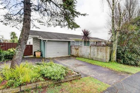 Photo of property in 2 Russleigh Drive, Dinsdale, Hamilton, 3204