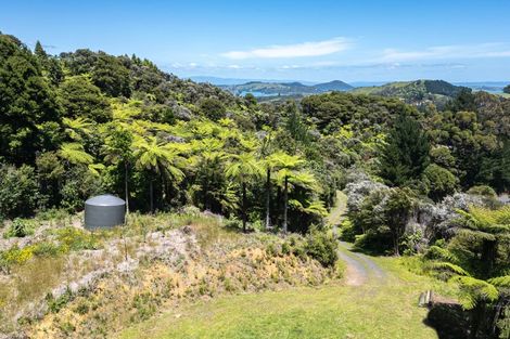 Photo of property in 1092 Driving Creek Road, Coromandel, 3583