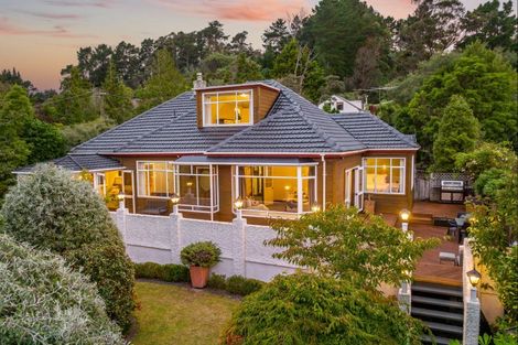 Photo of property in 6 Chatsworth Road, Silverstream, Upper Hutt, 5019