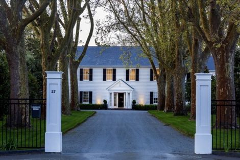 Photo of property in 27 Glandovey Road, Fendalton, Christchurch, 8052