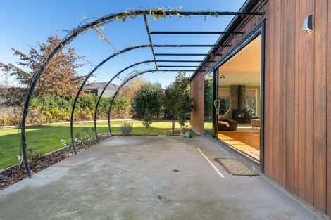 Photo of property in 1 Riesling Way, Cromwell, 9310