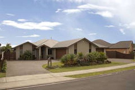Photo of property in 73 Cholmondeley Crescent, Whitianga, 3510