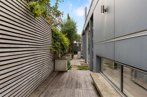 Photo of property in 58 Clare Road, St Albans, Christchurch, 8014