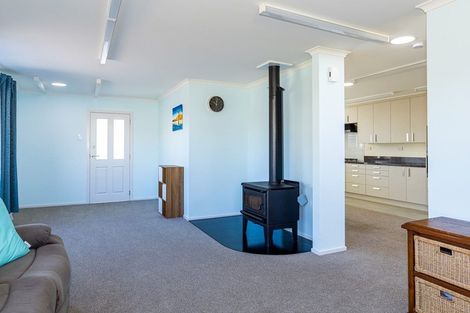 Photo of property in 35 Oban Street, Holmes Hill, Oamaru, 9401