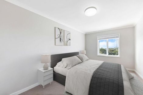 Photo of property in 92 Landmark Terrace, Orewa, 0931
