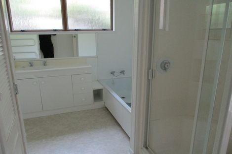 Photo of property in 39 Oak Avenue, Paremata, Porirua, 5024