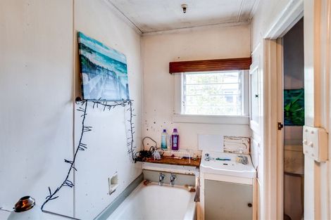 Photo of property in 202 Grays Road, Saint Leonards, Hastings, 4120