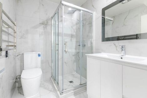 Photo of property in 8c Kent Road, Manurewa, Auckland, 2102