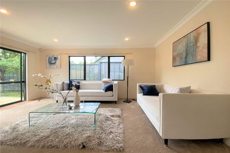 Photo of property in 16 Kilsyth Way, East Tamaki Heights, Auckland, 2016