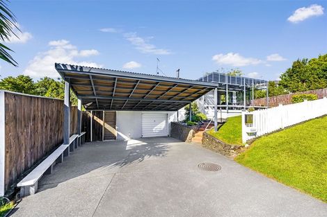 Photo of property in 3 Rehia Road, Massey, Auckland, 0614