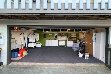 Photo of property in 14 Marjory Close, Broadmeadows, Wellington, 6035