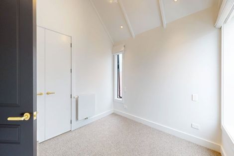 Photo of property in 9a Edge Hill, Mount Victoria, Wellington, 6011