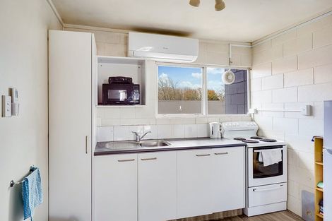 Photo of property in 9/3 Tralee Place, Hillcrest, Hamilton, 3216
