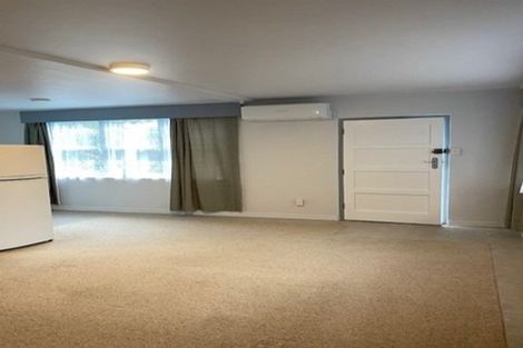 Photo of property in 106 Khandallah Road, Khandallah, Wellington, 6035