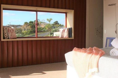 Photo of property in 41 Seaview Road, Cable Bay, 0420