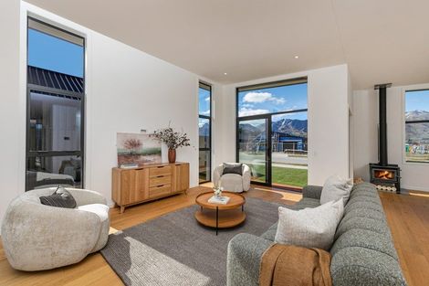 Photo of property in 7 Barton Street, Lake Hawea, 9382