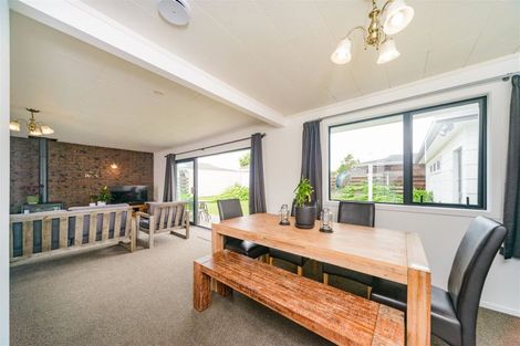 Photo of property in 29 Pencarrow Street, Highbury, Palmerston North, 4412