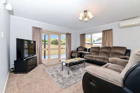 Photo of property in 37 Lloyd Drive, Nawton, Hamilton, 3200