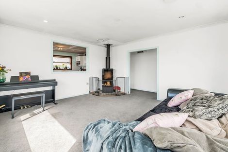 Photo of property in 73 Bentley Street, Russley, Christchurch, 8042