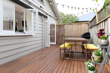 Photo of property in 8 Hammond Street, Hamilton Central, Hamilton, 3204