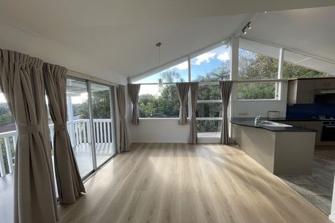 Photo of property in 14 Pemberton Avenue, Bayview, Auckland, 0629