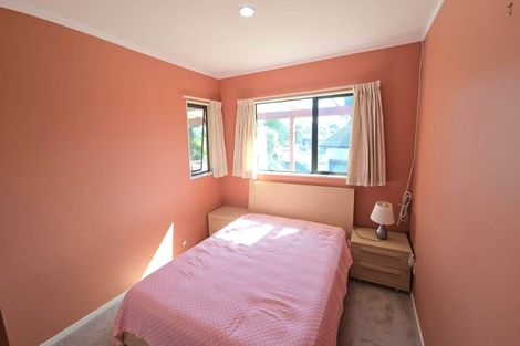 Photo of property in 6 San Lorenzo Rise, Henderson, Auckland, 0612