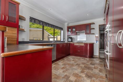 Photo of property in 168 Saint Andrews Road, Plimmerton, Porirua, 5026