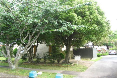 Photo of property in 3b Corolu Place, Conifer Grove, Takanini, 2112