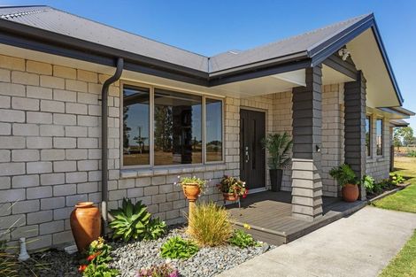 Photo of property in 75 Aerodrome Road, Thornton, Whakatane, 3191