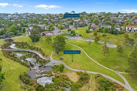 Photo of property in 94 Glencoe Road, Browns Bay, Auckland, 0630