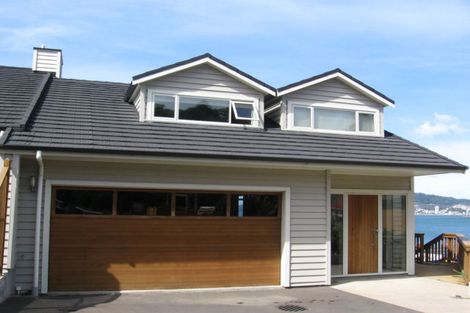 Photo of property in 9 Curnow Way, Kaiwharawhara, Wellington, 6035
