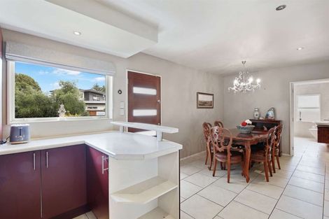 Photo of property in 4 Wadhurst Place, Burnside, Christchurch, 8053