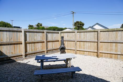 Photo of property in 15 Anderson Street, Kakanui, Oamaru, 9495