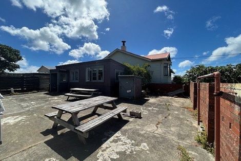Photo of property in 219 Coutts Street, Rongotai, Wellington, 6022