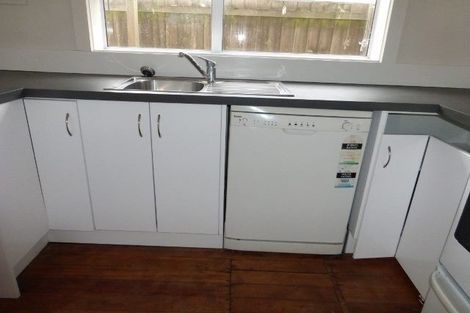 Photo of property in 17 Shortland Street, Wainoni, Christchurch, 8061