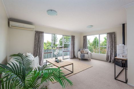 Photo of property in 6 Jenkins Avenue, Redwood, Christchurch, 8051