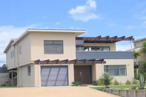 Photo of property in 154 Seaforth Road, Waihi Beach, 3611