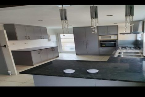 Photo of property in 25 Gifford Road, Papatoetoe, Auckland, 2025