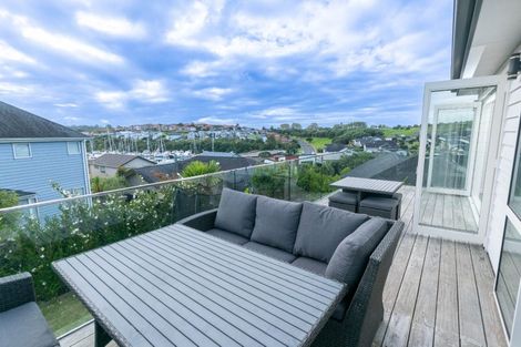Photo of property in 7 Discovery Drive, Gulf Harbour, Whangaparaoa, 0930