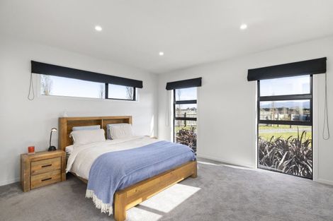 Photo of property in 1 Remutaka Lane, Carterton, 5713