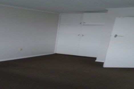 Photo of property in 2/5 Amandale Avenue, Mount Albert, Auckland, 1025