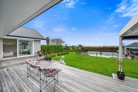 Photo of property in 576 Whitford Road, Whitford, Howick, 2571