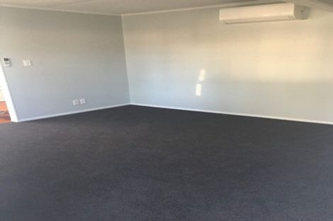 Photo of property in 11 Dowding Street, Melville, Hamilton, 3206