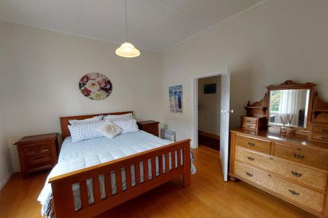 Photo of property in 39 South Road, Blagdon, New Plymouth, 4310