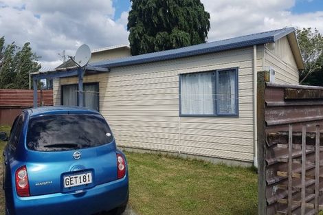 Photo of property in 100 Gibbons Street, Ebdentown, Upper Hutt, 5018