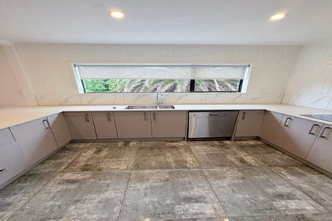 Photo of property in 43 Chequers Avenue, Glenfield, Auckland, 0629